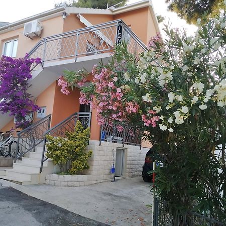 Holiday Home Milenka Rogoznica  Bagian luar foto