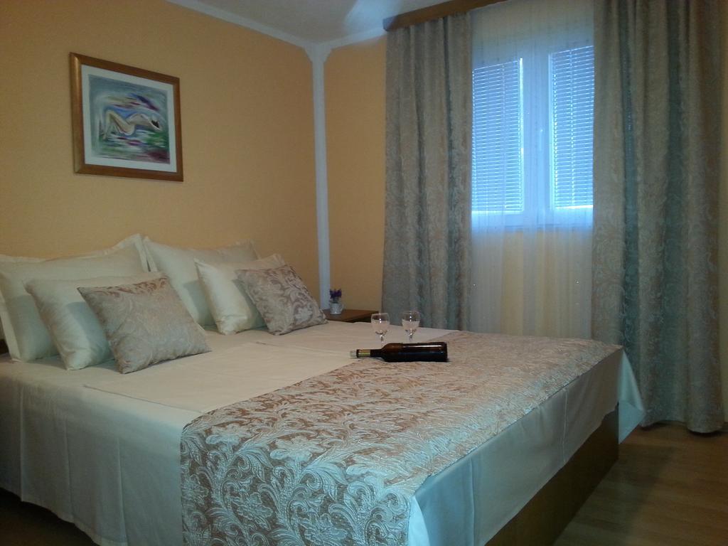 Holiday Home Milenka Rogoznica  Bagian luar foto
